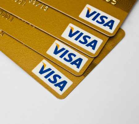 Visa permet de payer en crypto adossée au dollar